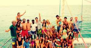 6_catamaran_saillanka_party