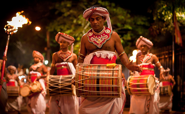 Perahera Esala Kandy