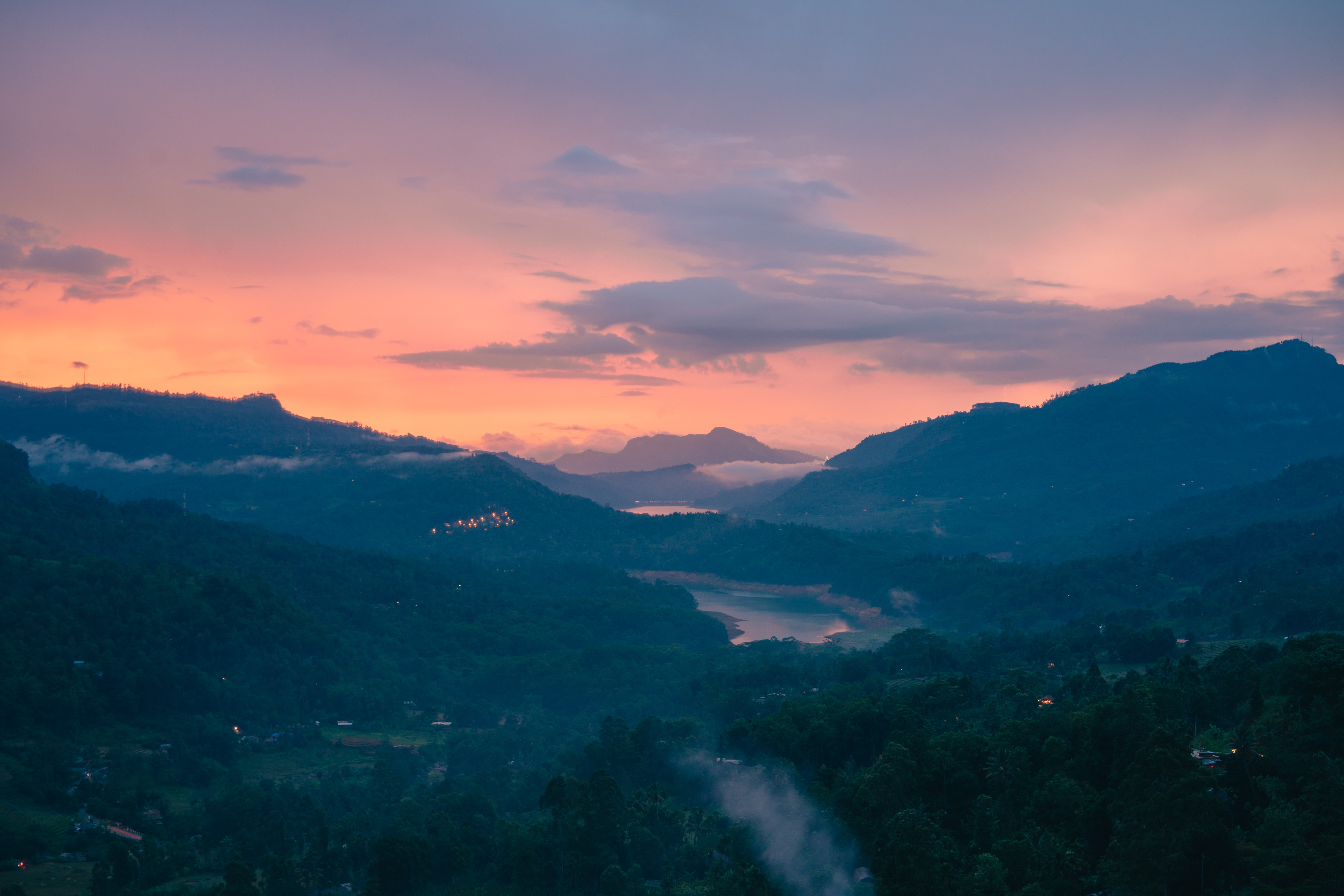 Vallée soleil couchant