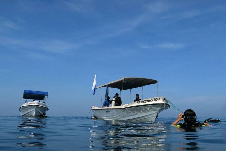 plongée sri lanka - colombo - island scuba bateau